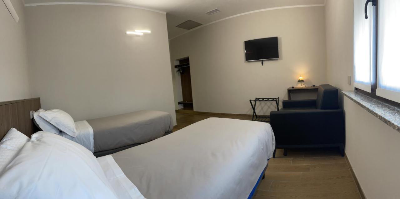 Villoresi Rooms Castano Primo Exterior foto